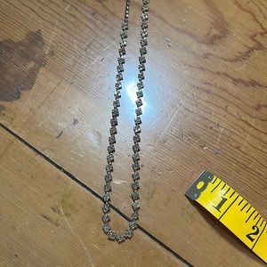 Sparkly adjustable necklace
